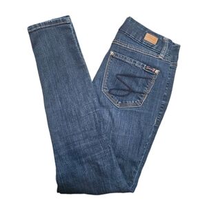 Seven Tummyless highrise skinny jeans. 4